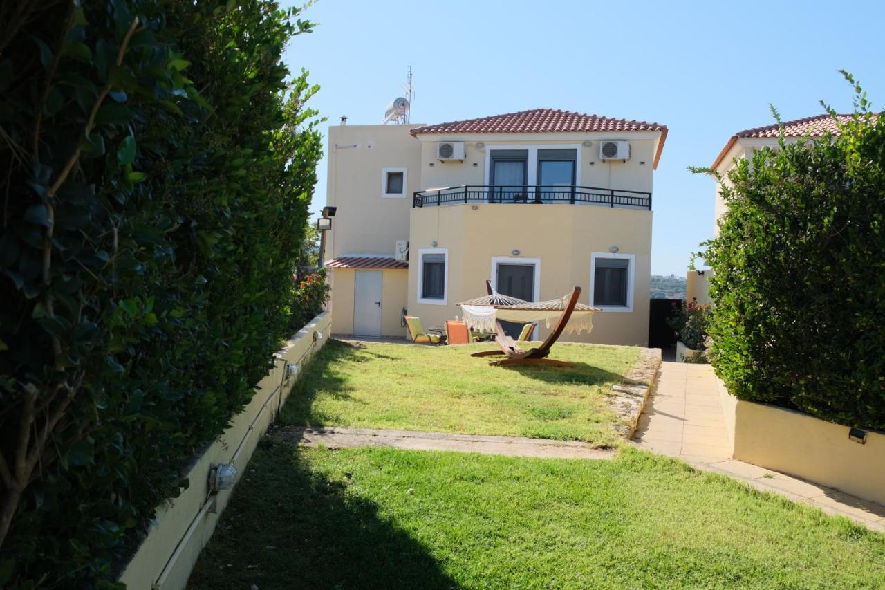Argoulidhés Sunny Hideaway Residence Close To The Nature מראה חיצוני תמונה