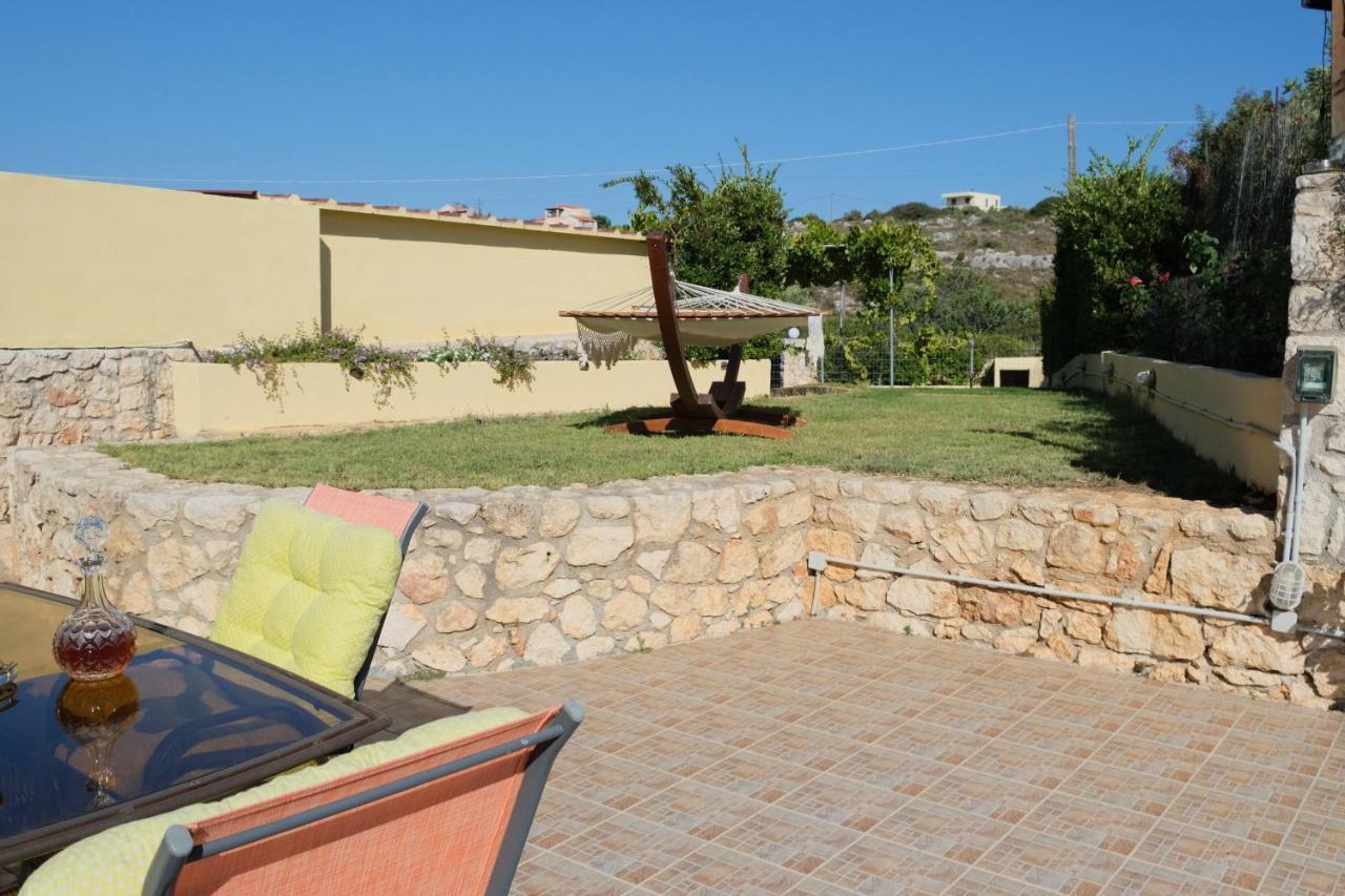 Argoulidhés Sunny Hideaway Residence Close To The Nature מראה חיצוני תמונה